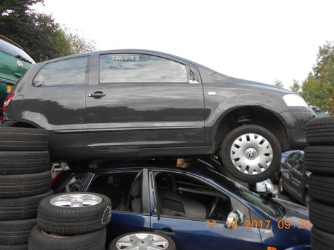 Breaking Volkswagen Fox for spares #1