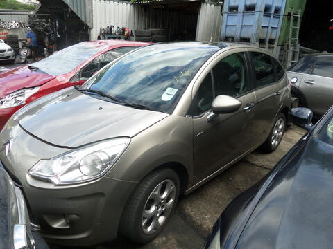 Breaking Citroen C3 for spares #1