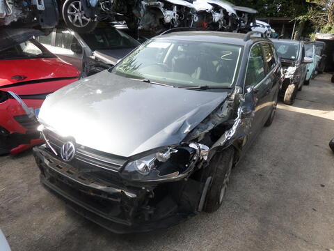 Breaking Volkswagen Golf Est 2011 for spares #1