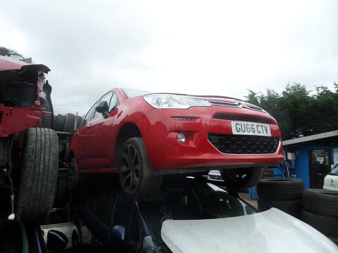 Breaking Citroen C3 for spares #1