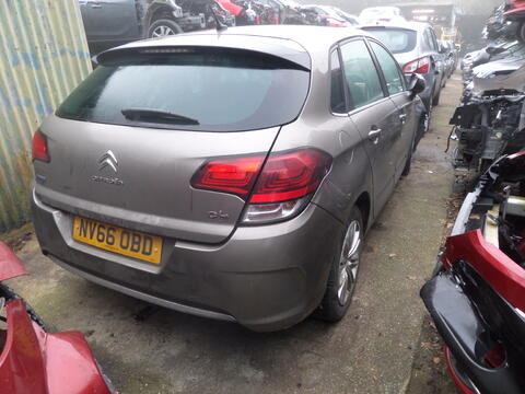 Breaking Citroen C4 2016 for spares #3