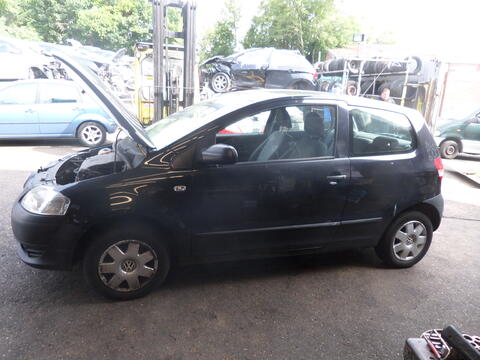 Breaking Volkswagen Fox for spares #3