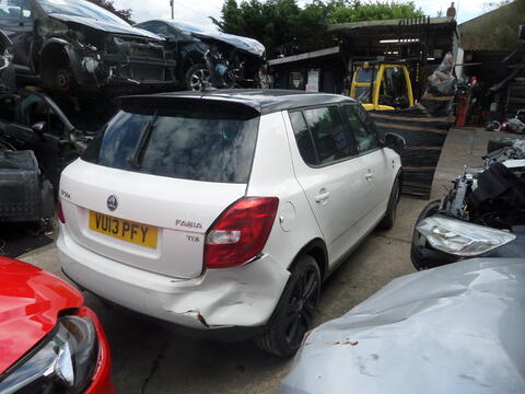 Breaking Skoda Fabia for spares #3