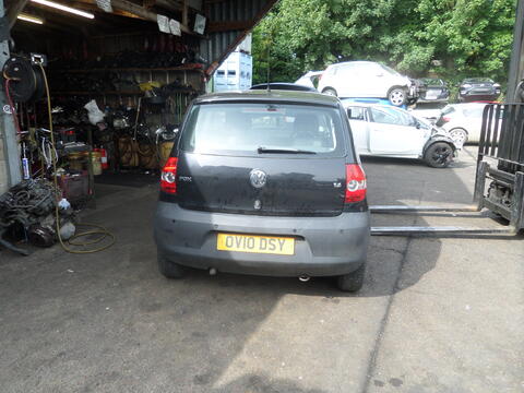 Breaking Volkswagen Fox for spares #4