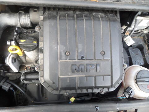 Breaking Volkswagen Up 2016 for spares #4