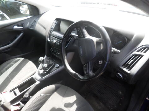 Breaking Ford Focus 2015 for spares #4